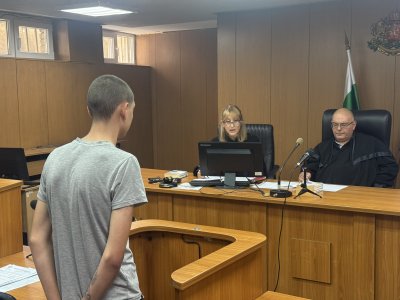 18-годишният Тодор Велев остава на свобода, потвърдиха гаранцията му от 700 евро