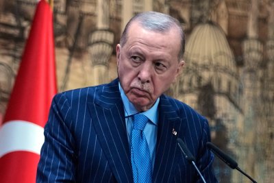 Преди президентския вот в Турция: Трима опозиционери с шанс да победят Реджеп Ердоган