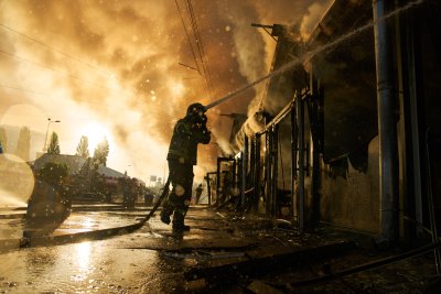 Нощ на взаимен обстрел: Ракети и дронове срещу Киев и Москва