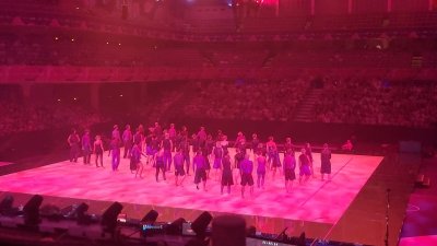 Шоуто &bdquo;Чудесният свят на гимнастиката&ldquo; показа красотата на спорта на световноя шампионат по художествена гимнститика