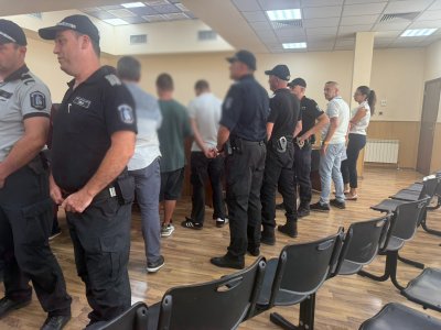 Оставиха в ареста тримата непълнолетни, обвинени за убийството на Георги Кузев в Пловдив
