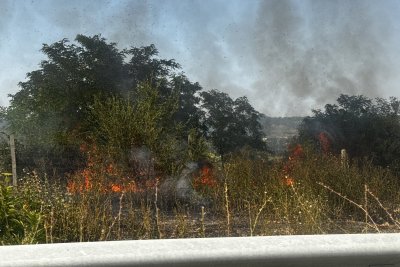 Пожар на АМ &bdquo;Тракия&ldquo;: Временно беше ограничено движението в посока София