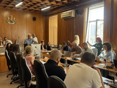 Общинските съветници в Елин Пелин с пълно мнозинство отхвърлиха предложението за изграждане на инсинератор