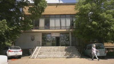 Управителят и лекарите в болницата в Сопот подават оставки