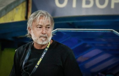 Ясен Петров хвърли оставка, Спартак Варна отново остана без треньор