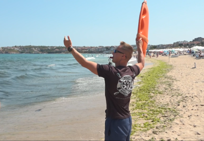Щастлива развръзка: Полски спасители извадиха от водата дете и баща му край Созопол