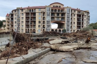 Година след потопа в Елените: Кой трябва да се погрижи за възстановяването?