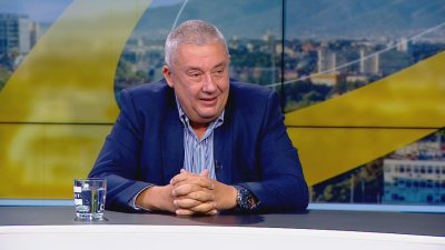 СДС ще подкрепи кандидатура на ГЕРБ за президент, обяви каза председателят на партията Илия Лазаров