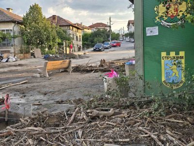 След водното бедствие в Струмяни: Започва описването на щетите