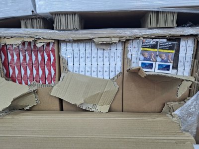 Над 700 000 къса цигари са задържани в района на Видин в товарен автомобил с възглавници