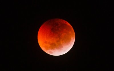 Предстои почти пълно лунно затъмнение, което ще се наблюдава най-добре от Северна и Южна Америка