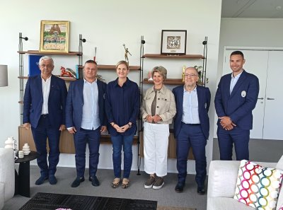 Кърсти Ковънтри посрещна Весела Лечева в Лозана и похвали новия курс на БОК