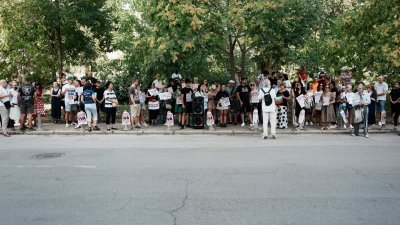 В защита на Ива - протест пред посолството на Република Северна Македония у нас (СНИМКИ)
