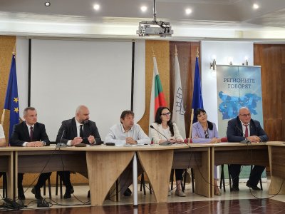 Иван Шишков: От утре започва разплащането по Инвестиционната програма за общински проекти (СНИМКИ)