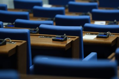 На живо: Депутатите ще обсъждат на първо четене промени в Закона за чистотата на атмосферния въздух