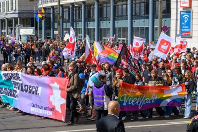 Преди местния вот в Саксония-Анхалт: Мащабно шествие в защита на демокрацията
