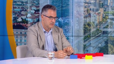 Георги Стайков: Българските ученици не ходят на училище, а ходят до училище