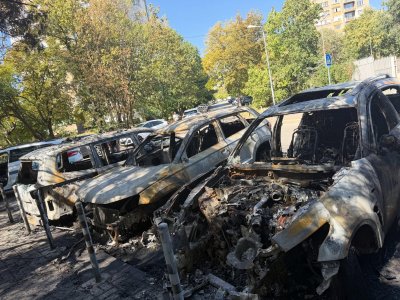 Има ли задържани за палежите на автомобили в столичните квартали "Лагера" и "Хиподрума"?