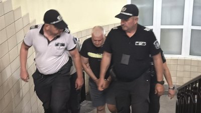 Шофьорът, обвинен за катастрофата с три жертви на АМ "Тракия" през юни, е освободен от ареста