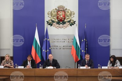 Румен Радев: Час по-скоро да градим скоростни пътища, магистрали при високо качество и безопасност