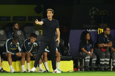 Виляреал продължава да вярва на Иниго Перес въпреки кошмарния старт