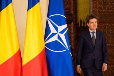 Нова номинация за премиер в Румъния в опит за излизане от кризата