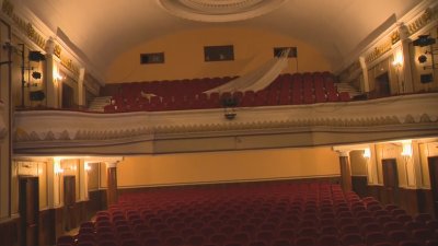 Пет години след пожара в Русенската опера - как върви възстановяването на щетите?
