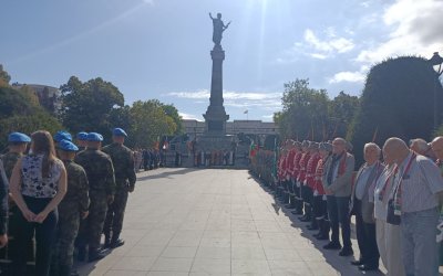 Русе чества 118 години от Независимостта на България (СНИМКИ)