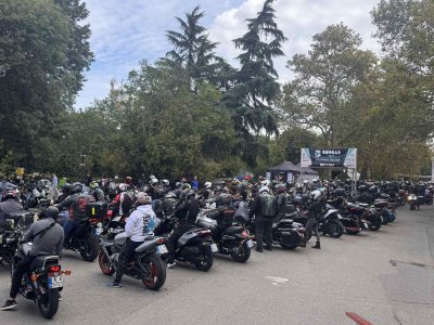 В деня за загиналите мотористи на пътя &ndash; мащабно мотошествие се проведе в Бургас (СНИМКИ)