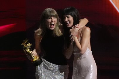 Тейлър Суифт спечели приза за видео на годината на наградите на MTV