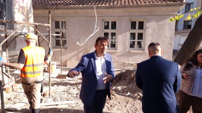 Министър Шишков: Държавата ще проверява всички обществени поръчки, за които има съмнения