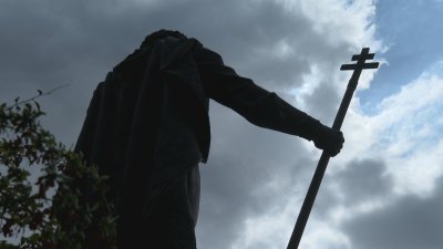 От Свети Ахил до София - трудният път на костите
