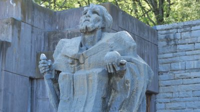 Тържественото посрещане на цар Самуил: Безплатен организиран транспорт от Петрич до София