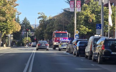 Вълна от бомбени заплахи в страната: Евакуирани са служители в няколко града