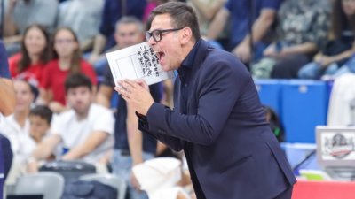 Успешен дебют за Джанлоренцо Бленджини начело на Нумия Веро Волей (Милано)