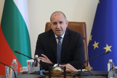 Румен Радев за атакуваните кораби в Черно море: Абсолютно недопустима атака в българската изключителна икономическа зона