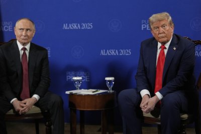 Доналд Тръмп е разговарял с руския си колега Владимир Путин
