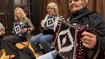 Малкият акордеон набира популярност в Естония