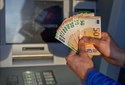 Правителството предлага 660 евро минимална работна заплата от 1 януари 2027 година