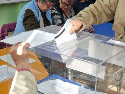 Едва 2,56% гласували в Кърджалийско - има ли натиск хората да не стигнат до урните?