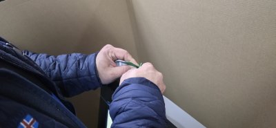 С първите гласоподаватели - първи проблеми с машините в Благоевград