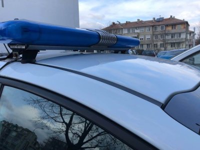 Разкриха високотехнологична нелегална фабрика за цигари край Карнобат