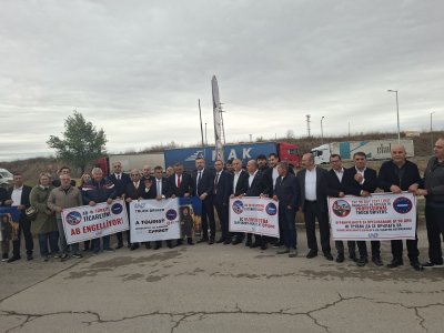 Българските превозвачи подкрепиxа труските в протеста им срещу ограниченията от Шенген