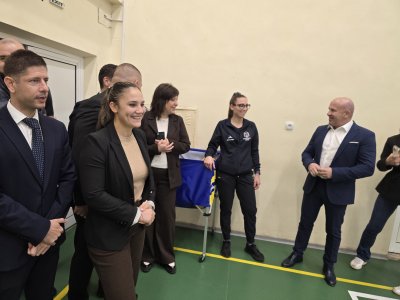 Министърът на младежта и спорта Енчо Керязов се срещна в Плевен с представители на спортни клубове от областта