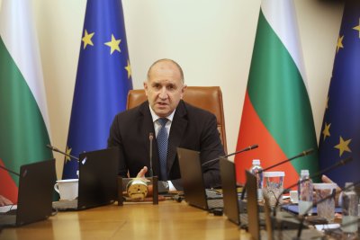 Румен Радев изказа съболезнования по повод железопътната катастрофа в Испания