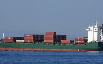 Потънал е контейнеровозът, атакуван от дронове край Калиакра