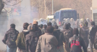 Хиляди мигранти се струпват на турско-гръцката граница (ОБОБЩЕНИЕ)