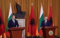 Президентите на България и Албания с обща позиция за мирен диалог относно мигрантската криза