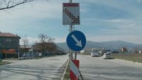 Възрастен мъж е с комоцио след побой от шофьор на кръстовище в Асеновград