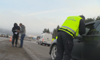 Затруднен трафик и колона от автомобили при КПП-то между Владая и Драгичево